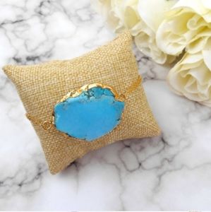 🆕️ Howlite Gold Bracelet